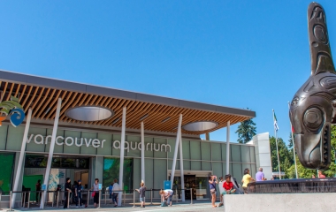 outside view of vancouver aquarium