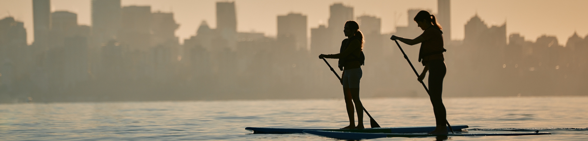 Paddle boarding in Vancouver | Image: Destination Vancouver/Kindred & Scout