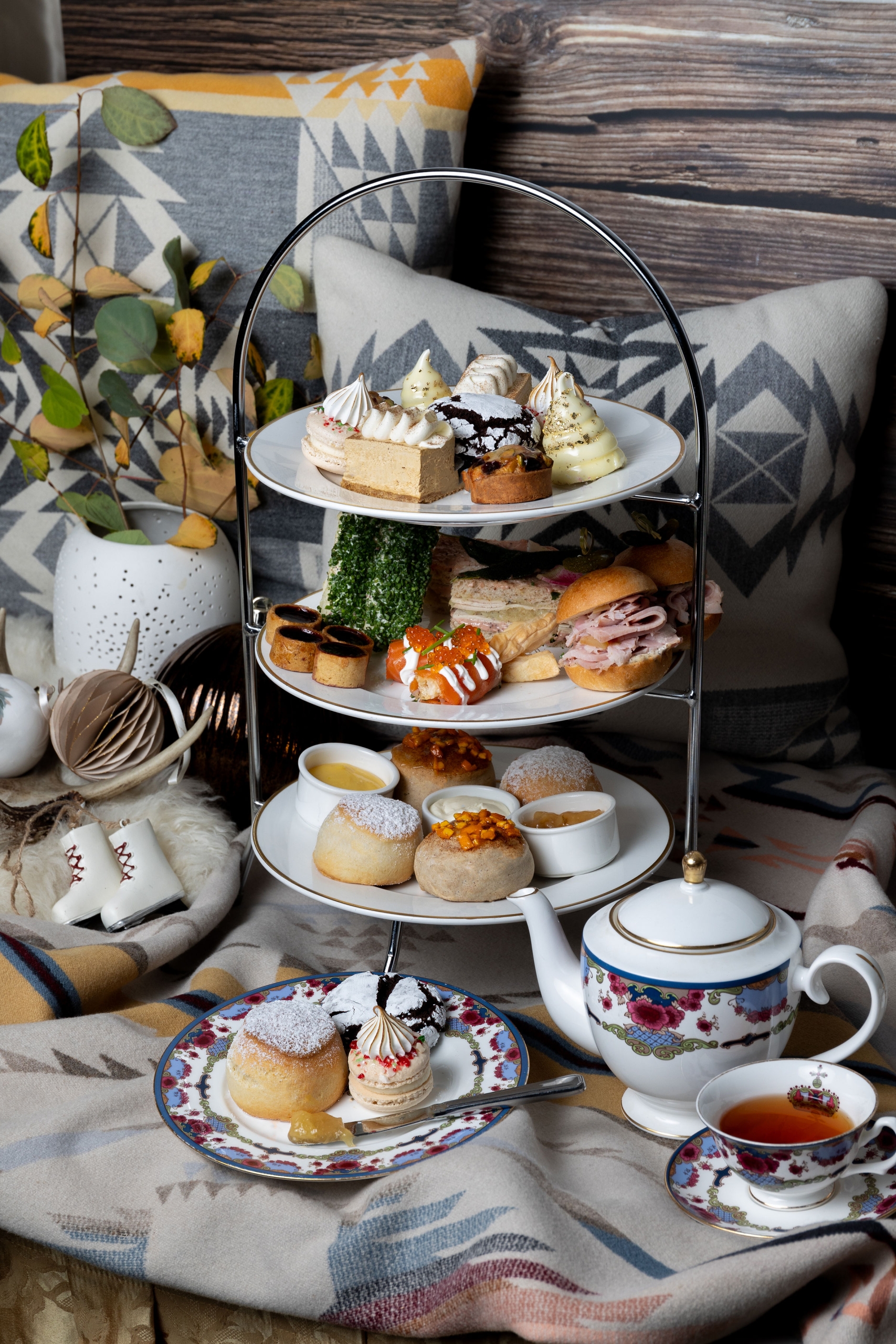 Holiday Afternoon Tea in Notch8
