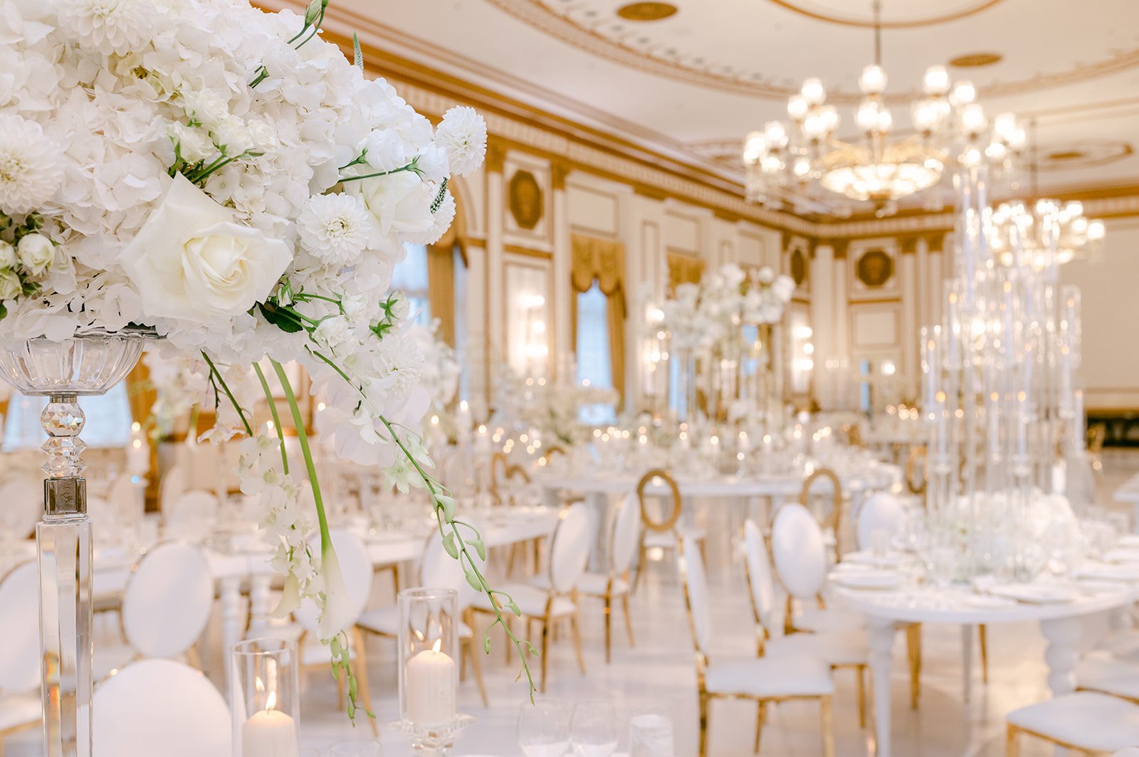 Beautiful wedding set up in Pacific Ballroom at Fairmont Hotel Vancouver | Blush Photography blushweddingphotography.org/ Fleur de Lis Events, Dushan, Eclat