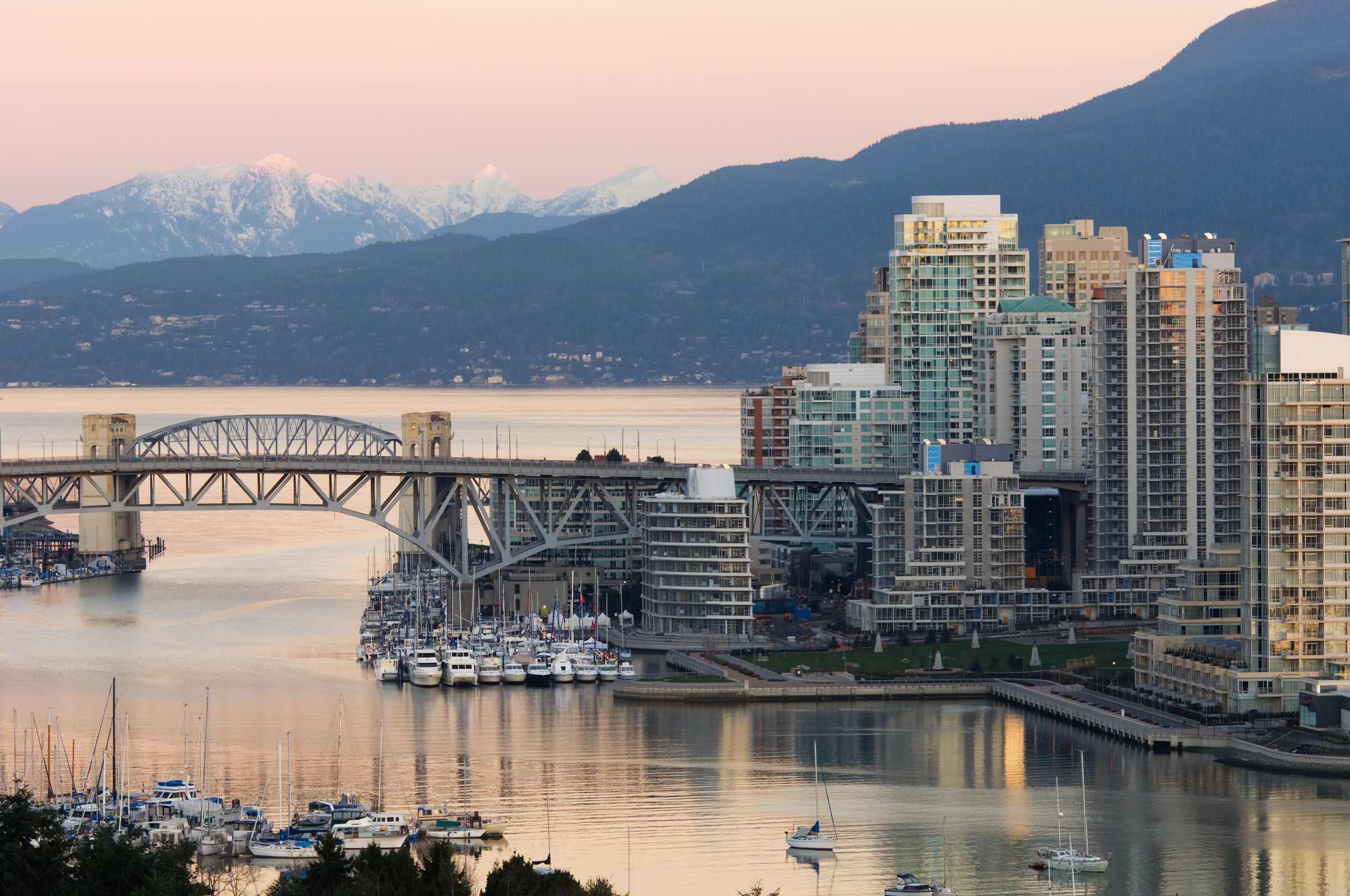 guest-services-fairmont-hotel-vancouver